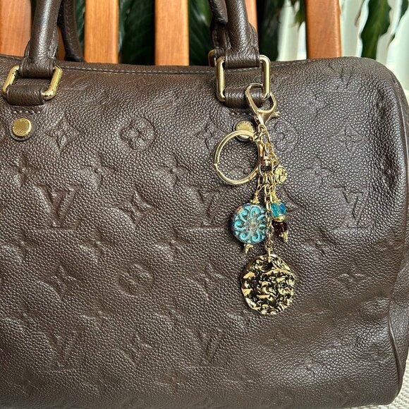 New GOLD HAMMERED NUGGET Bag Charm - Picture 4 of 7